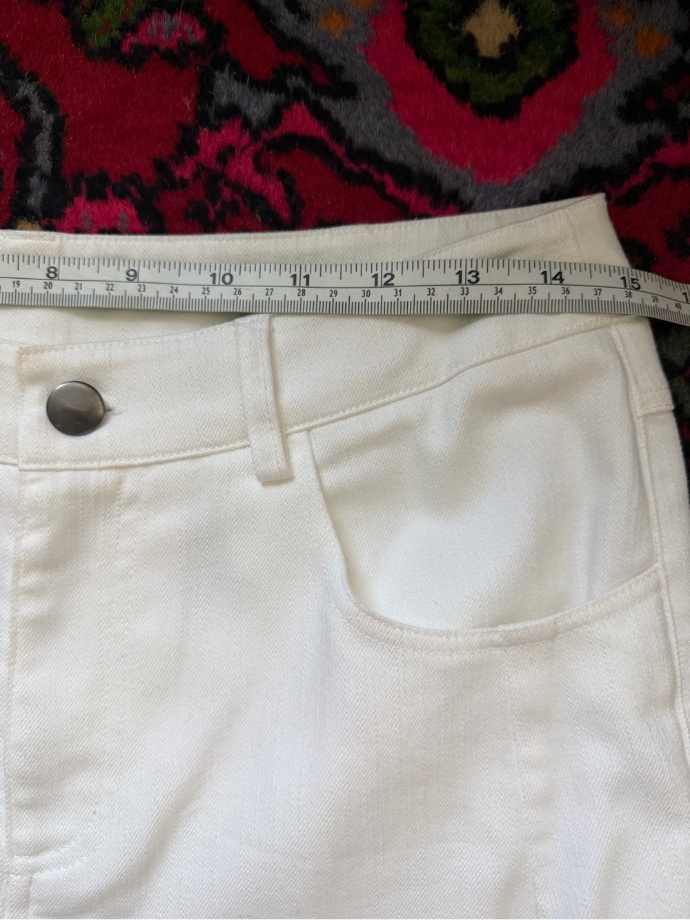 NWOT IRES NYC White Denim Relaxed Jeans – Size Small - Picture 4 of 6